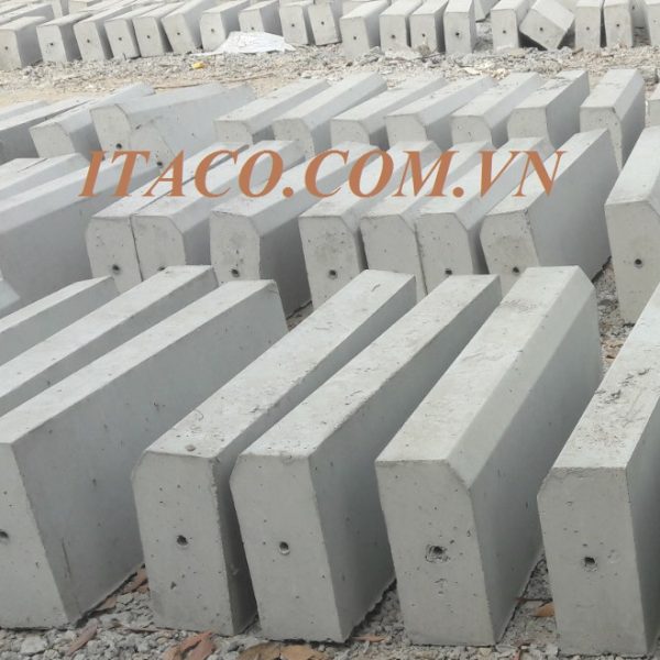 Kho sản xuất Bó vỉa bê tông đúc sẵn Itaco
