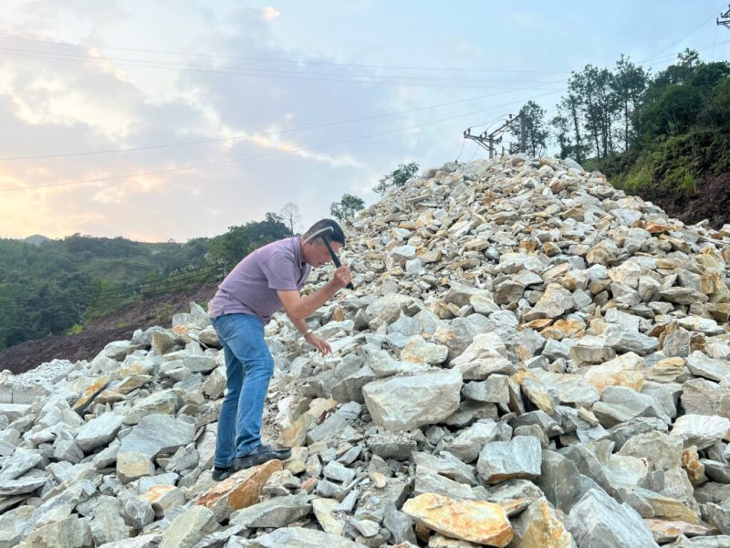 Bán Bột Khoáng Pyrophyllite Tân An Long An – Nguyên Liệu Gốm Sứ & Gạch ...